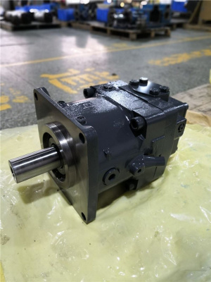 A11VO95LRS/10R-NSD12N00 - Насос аксиально-поршневой нереверсивный регулируемый с наклонной шайбой для незамкнутой гидросистемы, рабочий объем 95 см3, LRS = регулятор мощности с LS управлением, номинальное давление 350 бар, валS = шлицевой по ANSI B92.1a, 